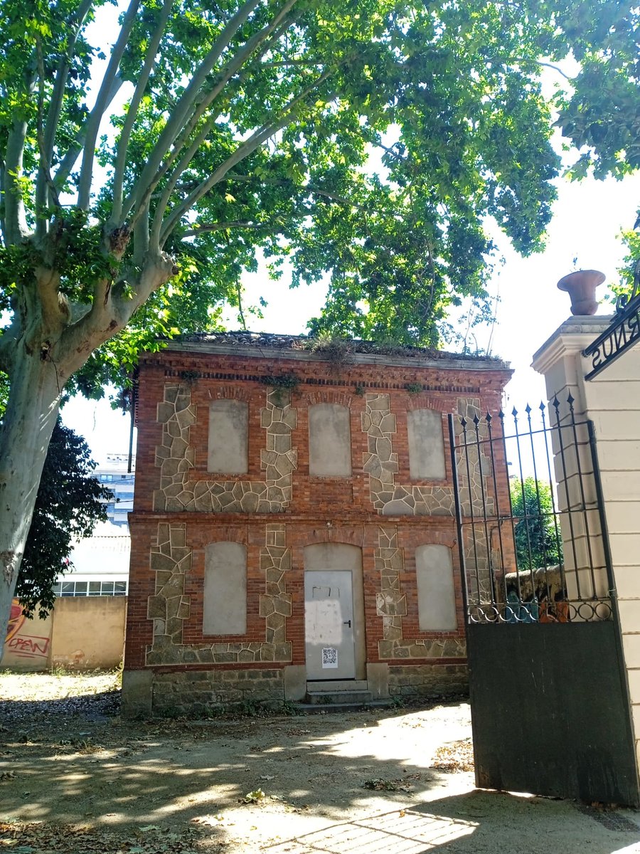 L’anunci de l’ajuntament del PP que es faran pisos a Ca l’Arnús incendia l’inici del curs polític a #Badalona  . L’autorització de construir habitatges a l’últim pulmó verd de la ciutat posa en peu de guerra les entitats i a partits de l’oposició t.ly/K-jJC