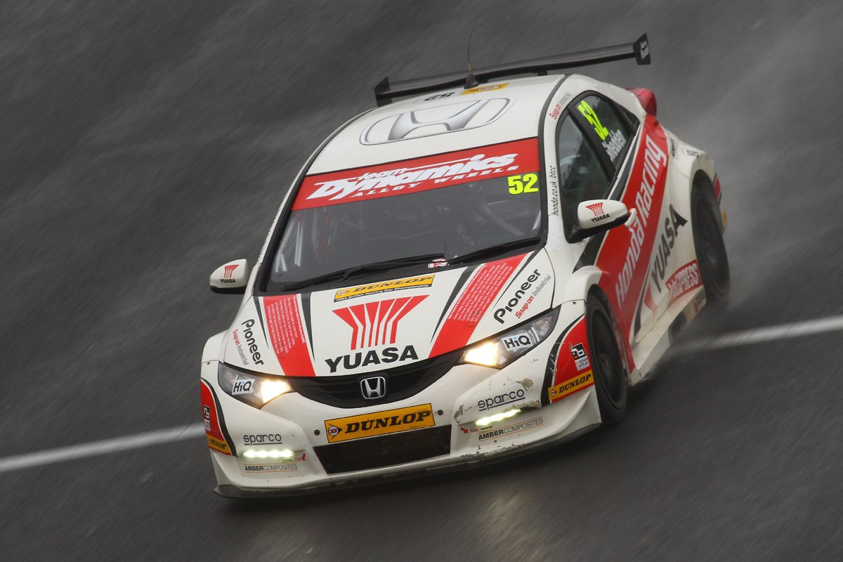 Brands_Hatch's tweet photo. .@BTCC finale memories 🏁

Like a 'Flash' - @gordonshedden becomes champion for the first time in 2012 ⚡

Brands Hatch hosts the 2025 decider on 4/5 October 👇

🎟  https://t.co/SFNdUGYDdD https://t.co/DbtJCEqBAF