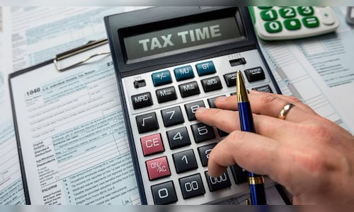 CNBCTV18News's tweet photo. The Bhilwara Tax Bar Association moves Rajasthan HC seeking extension of the Sept 30 deadline for #TaxAudit Reports, citing portal glitches, delayed ITR forms, festive season crunch, and flood disruptions 

#TaxAuditExtension trending on X | @PoonamBehura 

https://t.co/Xrelxv8x9k