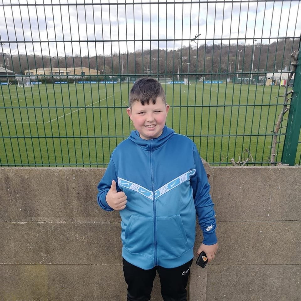 🕊️ 𝐑𝐈𝐏 𝐀𝐥𝐟𝐢𝐞 𝐅𝐢𝐫𝐭𝐡

It is with great sadness that we learned of the passing of our friend, Alfie Firth, last week.

Alfie and his dad were dedicated supporters of the club and were present at almost every home, away and many reserve team matches.