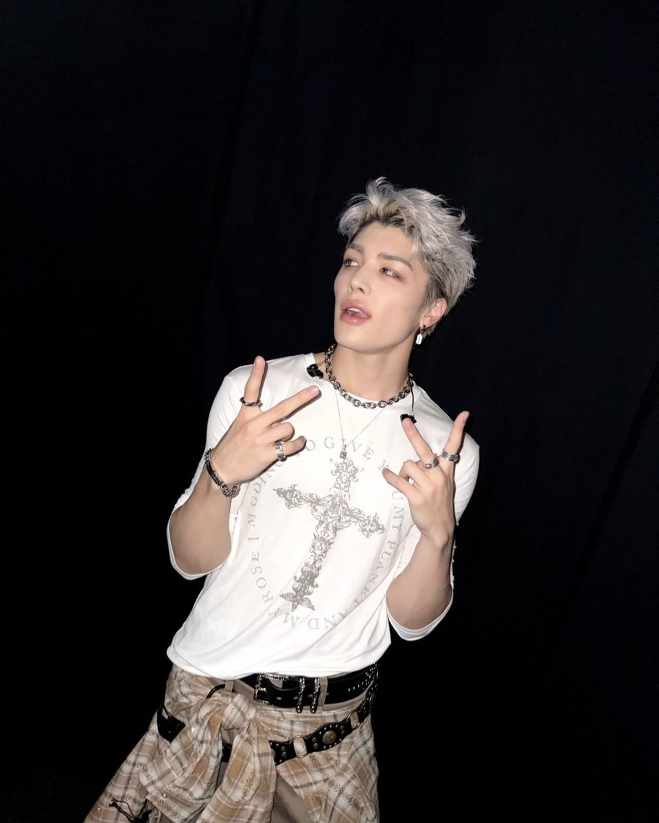 &TEAM andteam makestar チェキ　マキ　MAKI &TEAM andteam makestar チェキ マキ MAKI MAKI】&TEAM 月狼