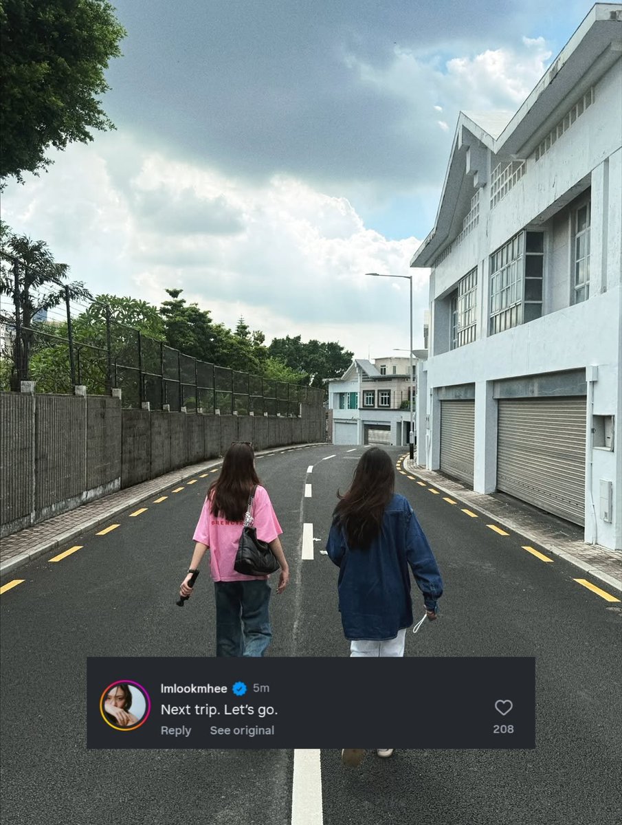 makeaaaawish's tweet photo. yes yess next trip PARIS 😂

#ลูกหมีซอนญ่า #LMSY https://t.co/msrs9SlmDi
