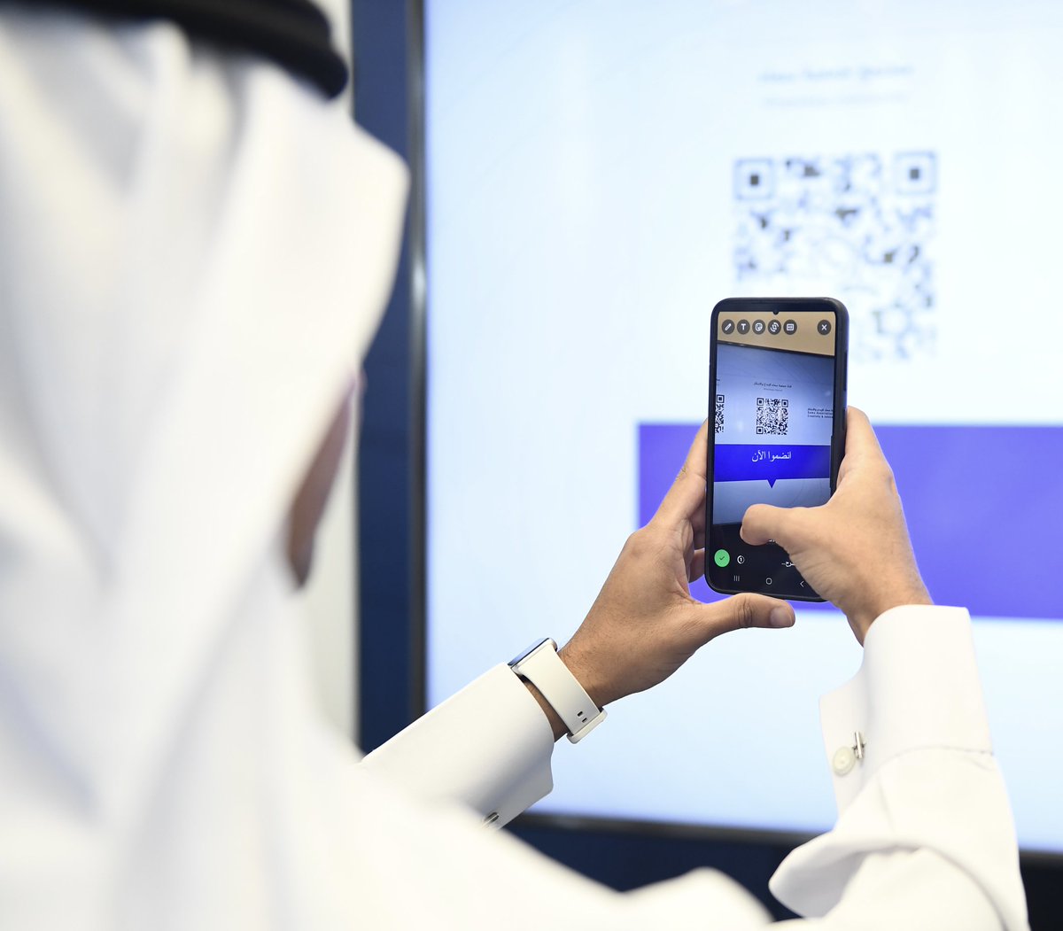 خبر صحفي|
دشن سعادة رئيس مجلس الإدارة أ. أحمد بن عبدالله التويجري، قناة ومجتمع جمعية سماء الإبداع والابتكار على تطبيق واتساب، وذلك ضمن جهود الجمعية لتعزيز التواصل وتوسيع دائرة التفاعل مع المستفيدين.
وتهدف القناة إلى تمكين الأعضاء والمهتمين من متابعة آخر المستجدات، والدورات