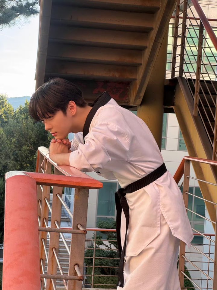 이노누 현생 ㅠㅠ..... 일하느라 뒷북이네
태빈이랑 글램핑 가고 싶다아아아(⌒0⌒)／~