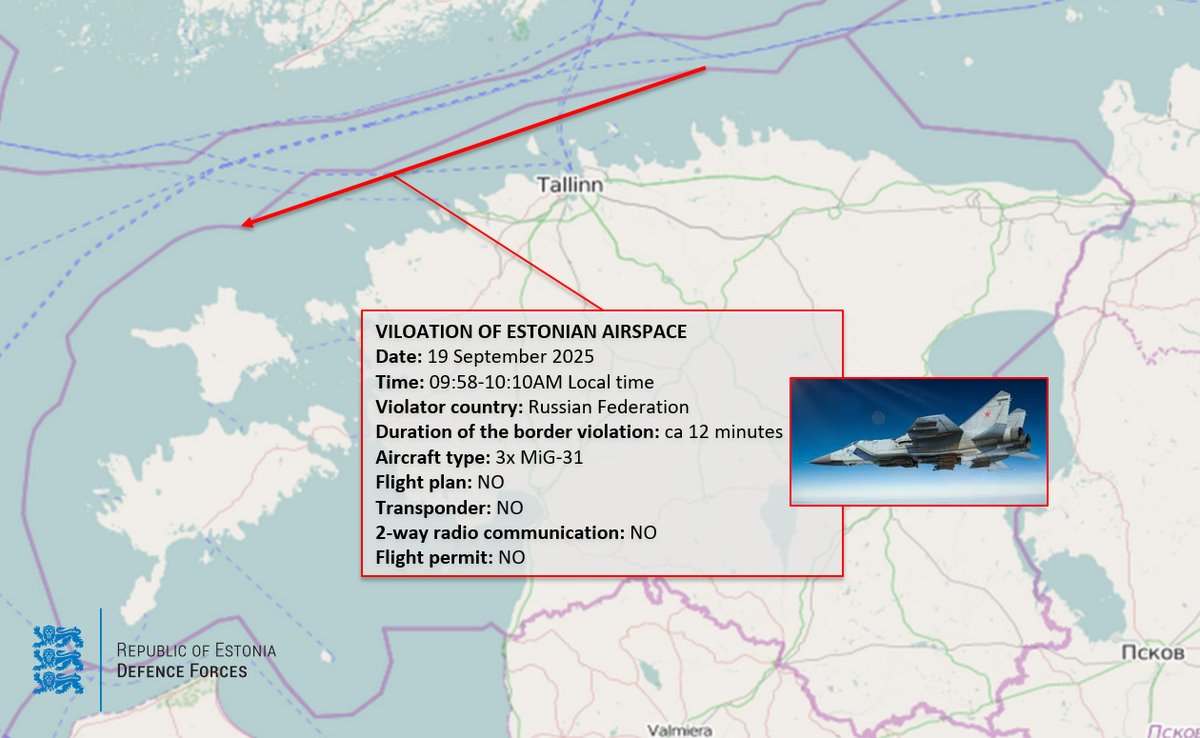 Etienne_Marcuz's tweet photo. 🇷🇺Incursions de Mig-31 russes dans l'espace aérien estonien🇪🇪

Cette infographie diffusée par le Ministère de la Défense estonien permet de mieux comprendre pourquoi les appareils russes n'ont pas été abattus, quand bien même ils ont violé l'espace aérien d'un pays de l'OTAN.

On le voit, il existe un fin couloir permettant aux appareils russes venant de l'Est de survoler la Baltique, notamment pour rejoindre l’enclave de Kaliningrad, la destination des Mig-31, un peu plus au Sud-Ouest sur la carte. Les Mig-31 ont choisi un vol parallèle à ce couloir, les faisant transiter, très probablement à dessein, jusqu'à près de 10 km à l'intérieur de l'espace aérien estonien.

Par conséquent: OUI, la Russie a violé l'espace aérien estonien, au mépris des lois internationales.

Fallait-il pour autant les abattre ?

Continuons notre analyse. Rappelons que nous ne sommes pas en guerre contre la Russie, même si au milieu d'une crise qui s'aggrave. 

Pour abattre un appareil en temps de paix, même relative, il faut que celui-ci constitue une menace imminente. Or, ce n'était pas le cas de ces Mig-31. 

D'une part, leur trajectoire était parallèle à celle des côtes estoniennes. Il en aurait été tout autrement si les appareils s'étaient dirigés droit sur Tallinn avant de rebrousser chemin. Ce type de scénario d'attaque a déjà été observé en mars 2023, mais dans le sens inverse, lorsque des bombardiers stratégiques B-52H 🇺🇸états-uniens s'étaient dirigés droit sur Saint Pétersbourg avant de tourner plein Sud vers l'Estonie. Toutefois, à la différence de l'incursion russe de vendredi, les appareils US étaient restés dans l'espace aérien international, et n'avait donc violé aucune loi, malgré le caractère menaçant de la manœuvre.

Autre élément d'importance, les photos d'un des Mig-31 diffusées par le Mindéf suédois montrent une configuration air-air défensive avec quatre missiles courte portée R-73. Seul un appareil est visible, mais on peut légitimement estimer que si l'un des deux autres avaient une configuration plus offensive, par exemple un missile aérobalistique Kinzhal ou des missiles air-air longue portée R-37M, il aurait été montré. Là encore, les Mig-31 ne constituaient donc pas une menace imminente.

Faut-il pour autant ne rien faire. Bien évidemment, non.

Un tel comportement en temps de paix mériterait peut-être une convocation de l'ambassadeur russe. En temps de crise, il faut se montrer beaucoup plus ferme. Sans aller jusqu'à abattre les appareils, il existe une palette d'outils permettant de répondre de manière proportionnée, mais ferme. On peut par exemple illuminer systématiquement tout appareil potentiellement hostile au moyen des radars de conduite de tir des systèmes de défense aérienne. Cela signale à l'appareil qu'il est désormais considéré comme une menace et qu'il peut être abattu à tout instant. Un palier supplémentaire serait de tirer des coups de semonce au canon devant les appareils. Idéalement, il faudrait montrer cela publiquement, afin d'afficher notre détermination tant à nos populations qu'aux autres compétiteurs stratégiques.

Cet événement n'était donc pas une menace immédiate, mais plutôt à long terme. Il visait tant à tester les procédures de l'OTAN (réactivité, passage de relais entre alliés, etc.) que la cohésion de l'Alliance. Le plus urgent est donc de montrer notre soutien à nos alliés menacés par la Russie. Car si l'Estonie lui serait une proie relativement facile, elle ne peut s'attaquer à l'Alliance unie pour lui faire face.