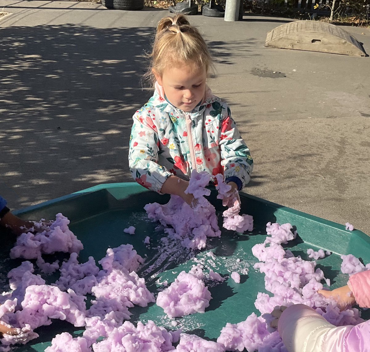 Today in Apple class we have enjoyed our outside area, and been builders. We used our fine and gross motor skills to create, walls, towers and roads.