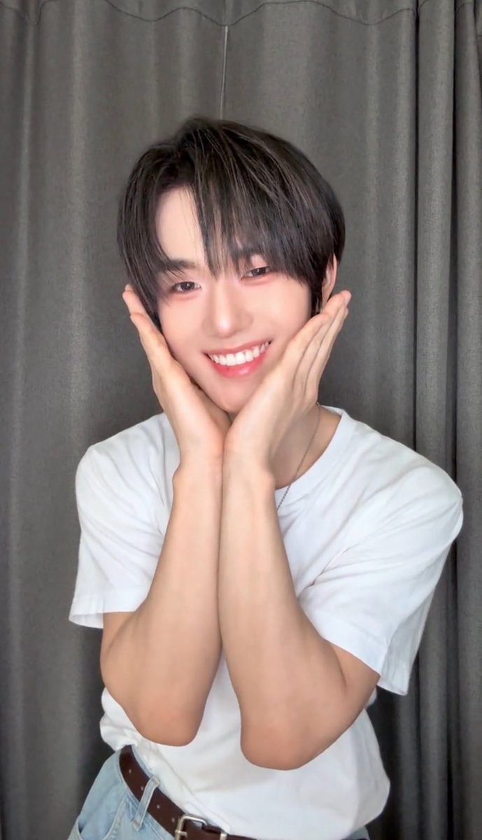 효닝♡ (@s2gihyeon) on Twitter photo 