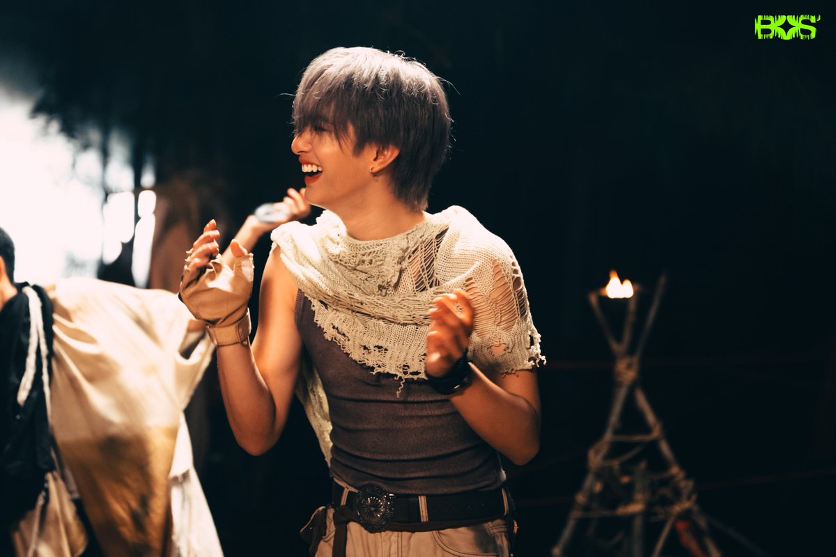 📸 BEHIND THE SCENES SET 2 - ‘BB’ 

#COPPERdechawat 

BUS - BB
OFFICIAL MUSIC VIDEO OUT NOW!
🔗: youtu.be/-NKioeH1iwQ  

MUSIC ON ALL STREAMING
🔗: Becauseofyouishine.lnk.to/BUSBB

#BUS_BB_MV
#BUS_BB
#BUSbecauseofyouishine
#SONRAYMUSIC