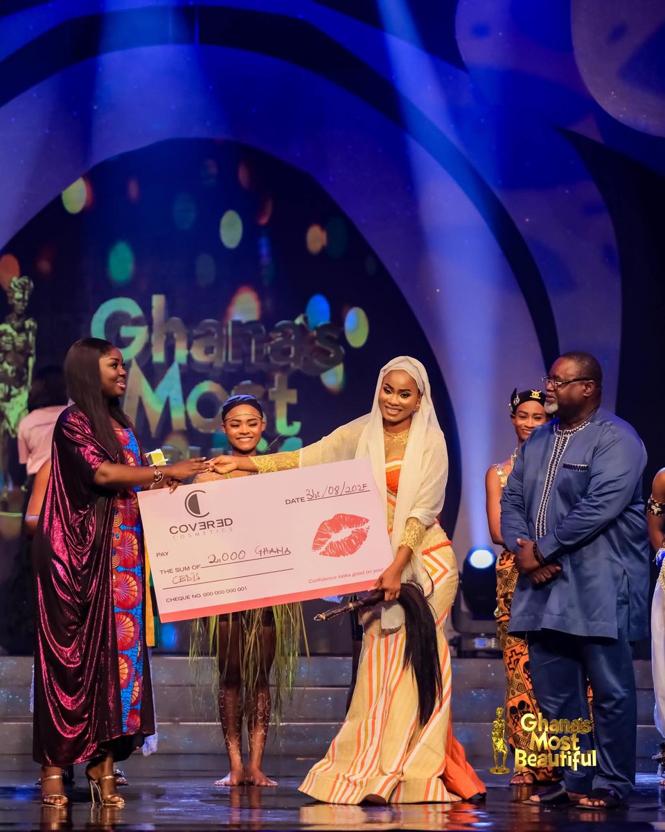 etornam_gmb2025's tweet photo. Neho! Thank You @tv3_ghana😘 Thank You Covered Cosmetics🥰 Thank You Ghana🤗 Akpe na mi miaka Voltatɔ💋
#Ruth3:18 #Esther2:17 #Etornam4GMB2025 #EdzoLeMe
Mawu ne yra miakata, Medawase🙏🏻THANK YOU ALL FOR STILL STANDING BEHIND ME🙇🏼♀️ https://t.co/KZssrmgyaq