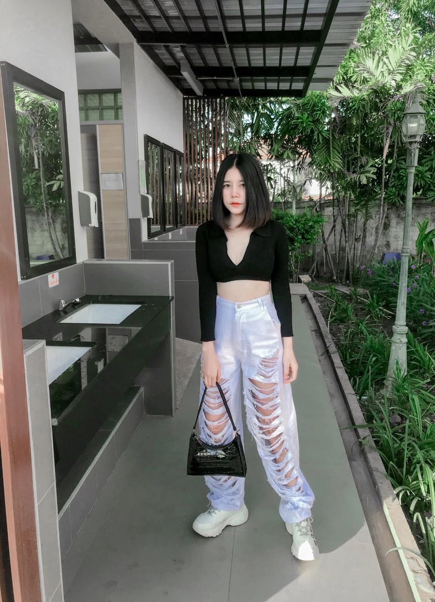 #กําแพงเพชร 
ไม่ใช่เมียพี่ กล้าเลียให้ปะ💦