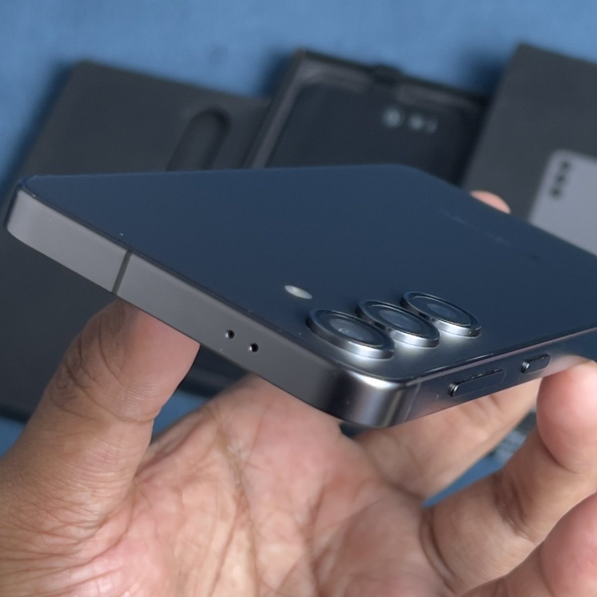 jodhafes's tweet image. Samsung S24 (basic)
Ram 8gb, Internal 256gb
Ex garansi Resmi SEIN
Fisik Mulus 99%
All fungsi normal
Kelengkapan fullset
Garansi personal

Harga 8.300.000
Lokasi Jogja / cod menyesuaikan

WA 0812-3331-2818
Atau inbox 
#wts #samsungsecond #hpsecond #jualhpsecond