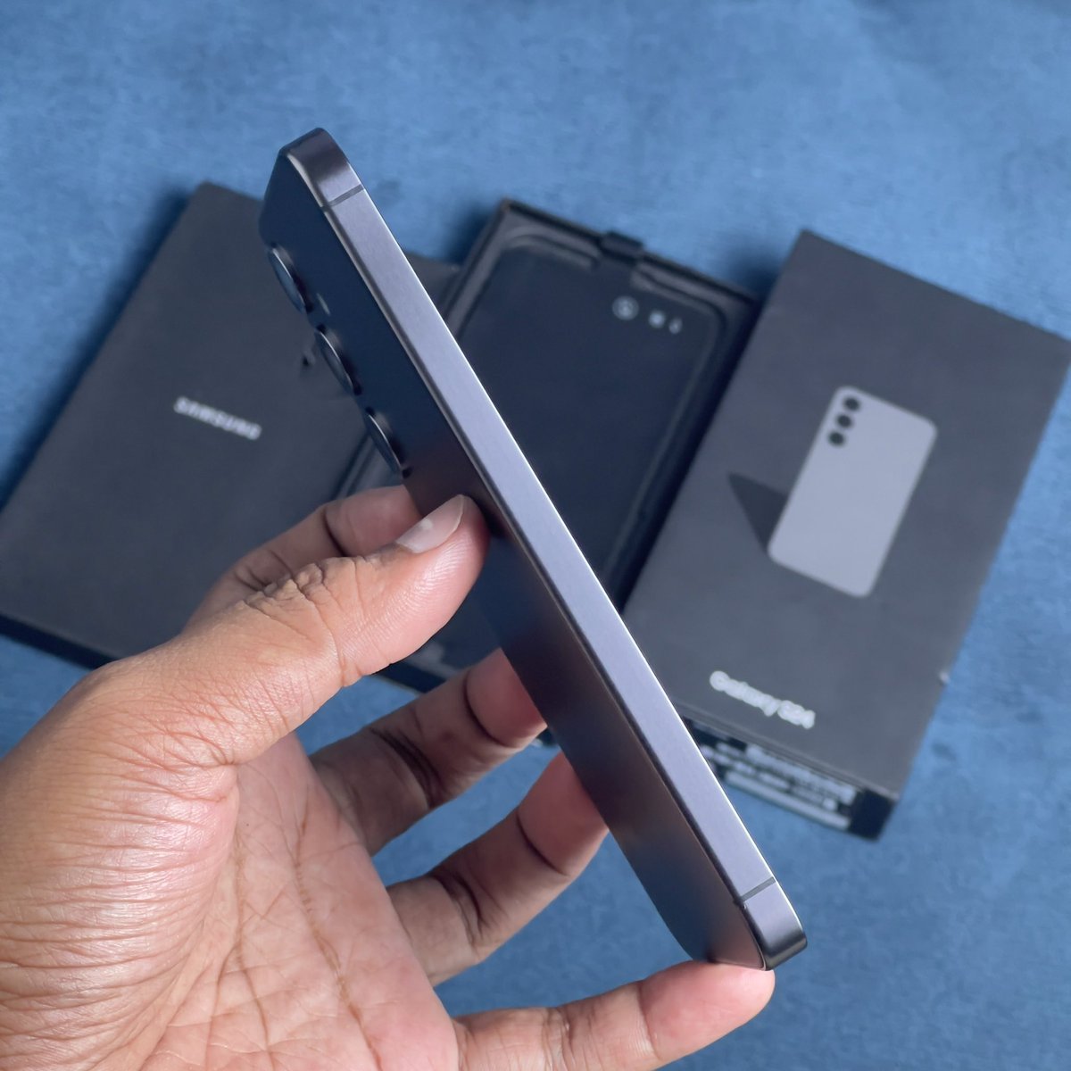 jodhafes's tweet image. Samsung S24 (basic)
Ram 8gb, Internal 256gb
Ex garansi Resmi SEIN
Fisik Mulus 99%
All fungsi normal
Kelengkapan fullset
Garansi personal

Harga 8.300.000
Lokasi Jogja / cod menyesuaikan

WA 0812-3331-2818
Atau inbox 
#wts #samsungsecond #hpsecond #jualhpsecond