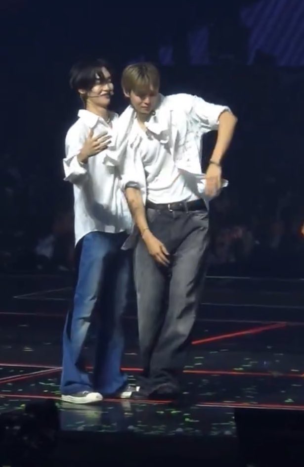 <a href="/madgurlclub/">จุลี่</a> ไหนบอกจะจับคะ?