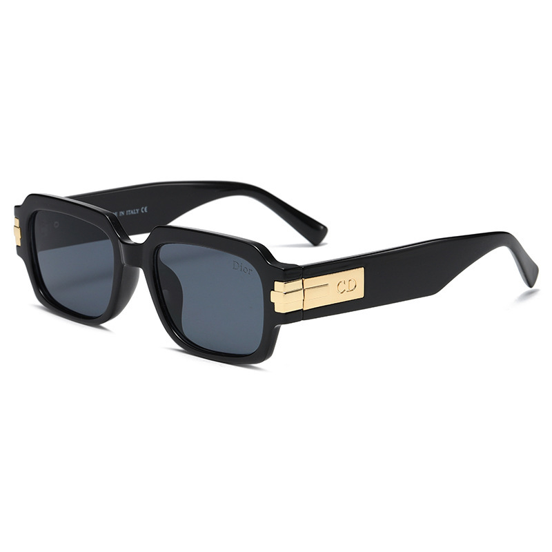 EproloApp's tweet image. Stylish. Comfortable. Protective. 😎
Find your perfect pair of sunglasses today. 
#sunglasses #fashion #uvprotection #dropshipping #eprolo