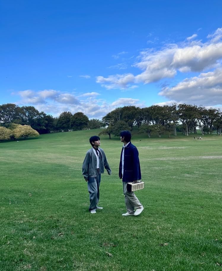 𝘕𝘢𝘴 🍍 tweet media
