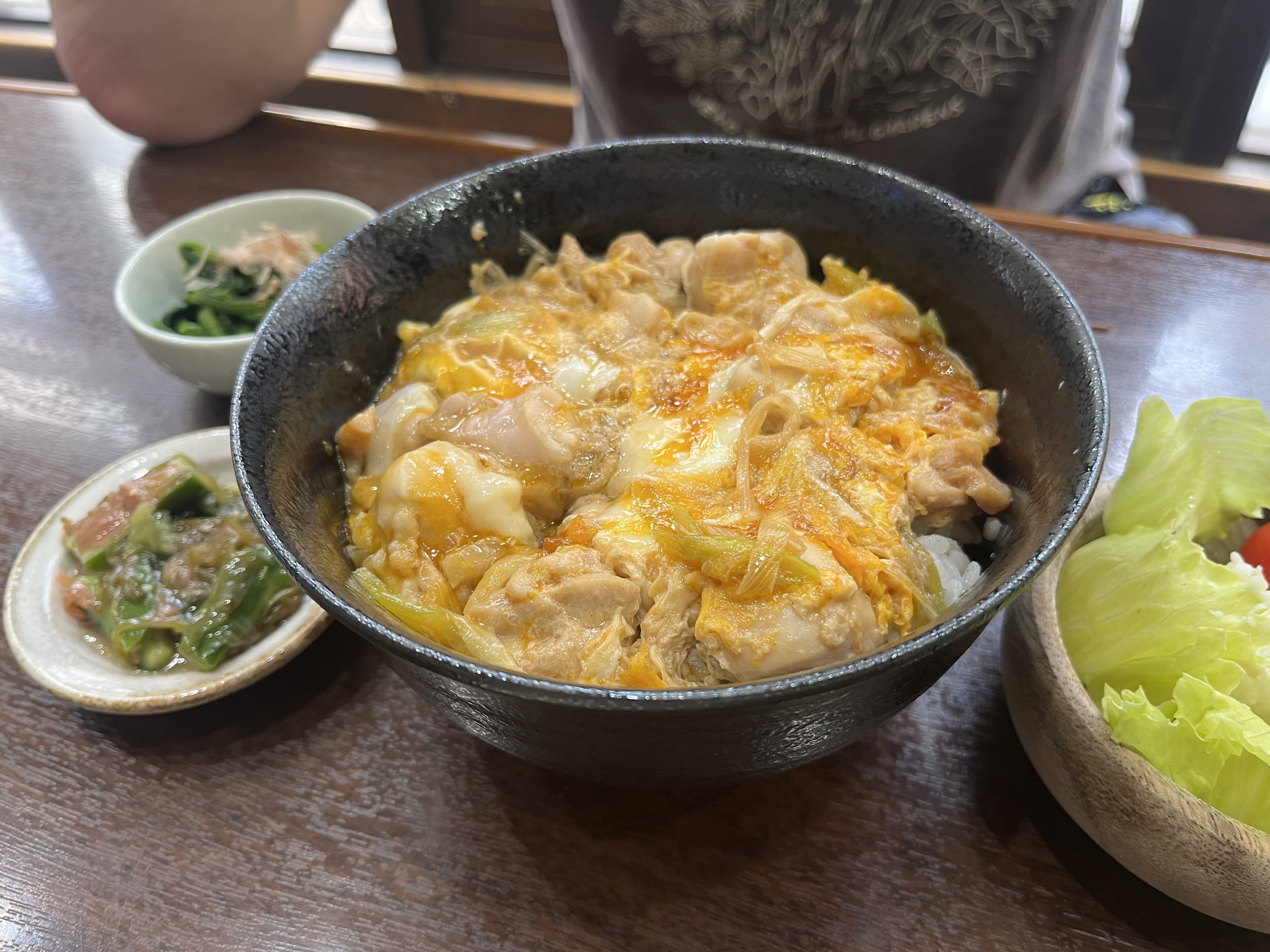 親小丼 100kcalマイサイズ プラスサポート塩分1g 親子丼 30個入
