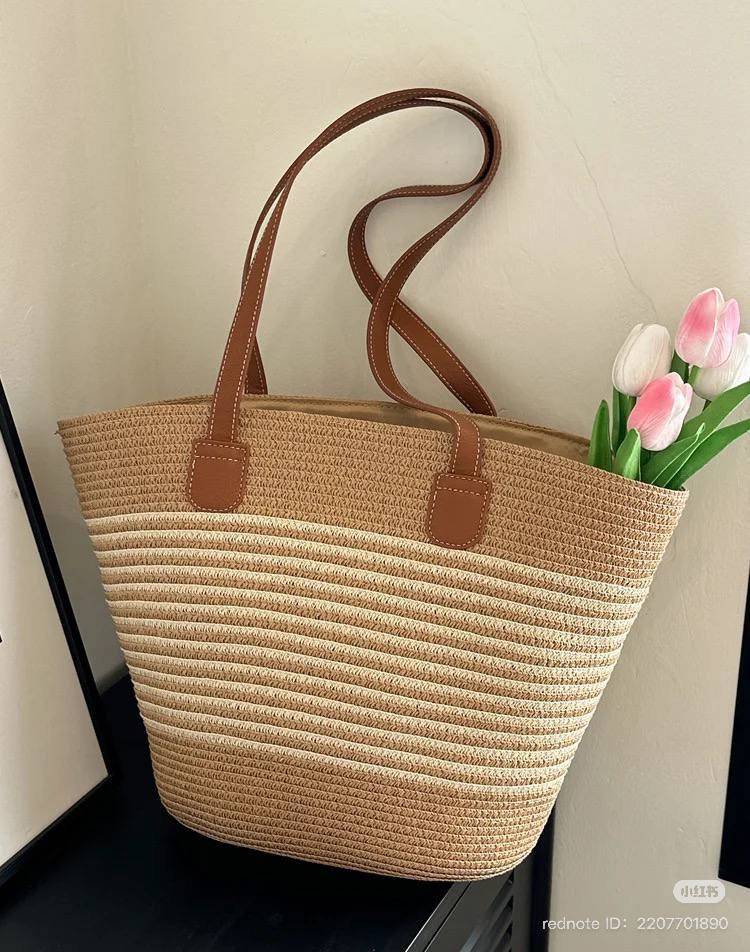 zelouver's tweet photo. Cute totebag you must have

a thread https://t.co/OIoo3EAuKm