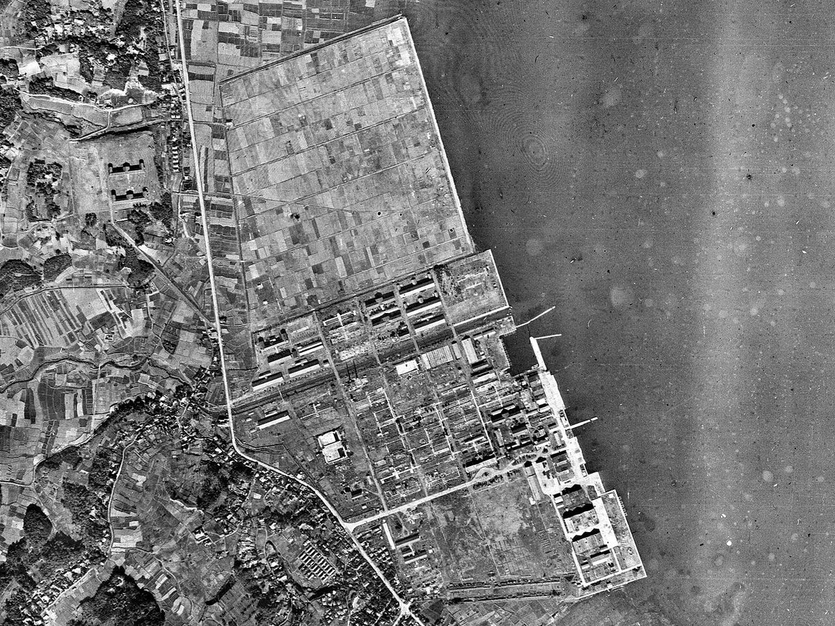 1947年、土浦海軍航空隊基地跡
現在は陸上自衛隊土浦駐屯地になっている
#日本海軍