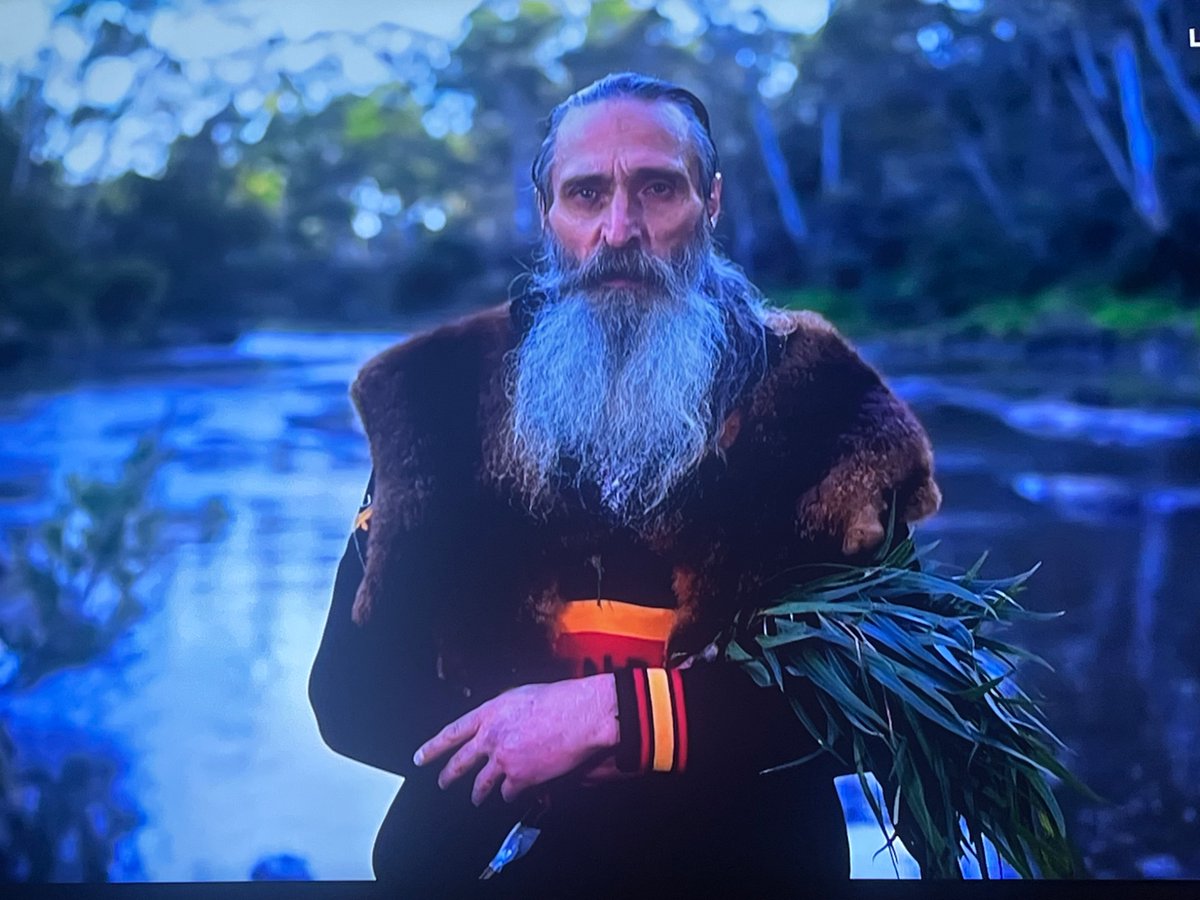 Lachyjack1's tweet image. Uncle Colin appreciation post 🙌❤️💛🖤

#AFL #brownlowmedal #aflbrownlow