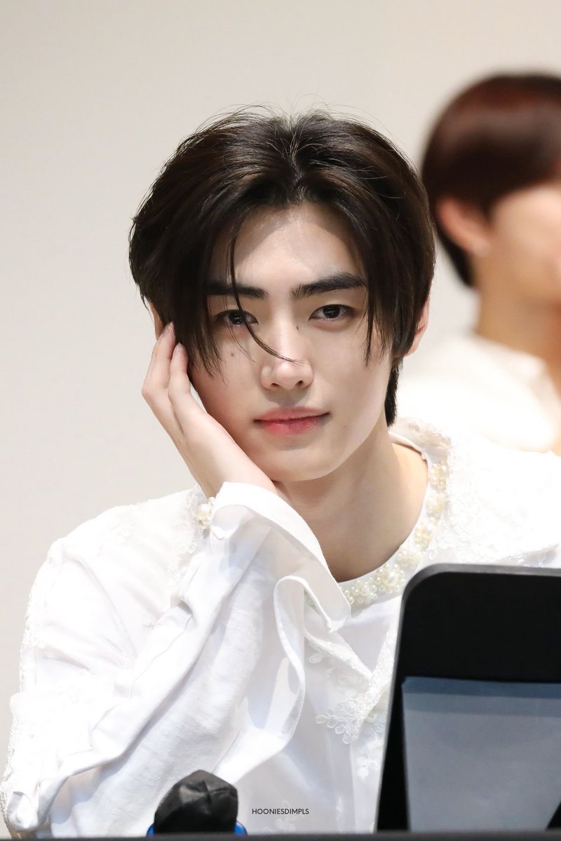 훈른 아카이브 (@sunghoon_right) on Twitter photo 