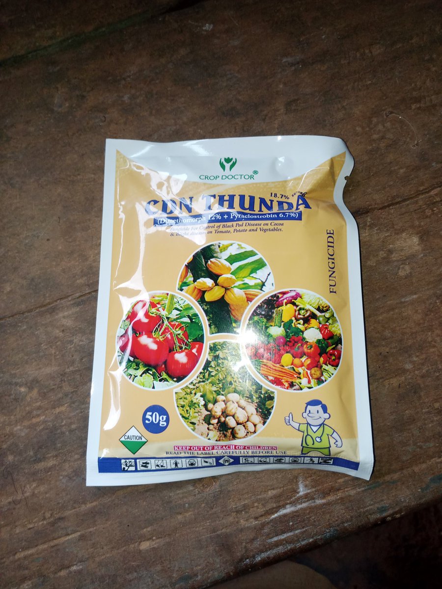 Cocoaworld02's tweet image. My fungicide for this year and so far it has been great.. one more spraying for the year and we call it a day dry season is fast approaching.
#cocoafarmer
#cocoabuyer