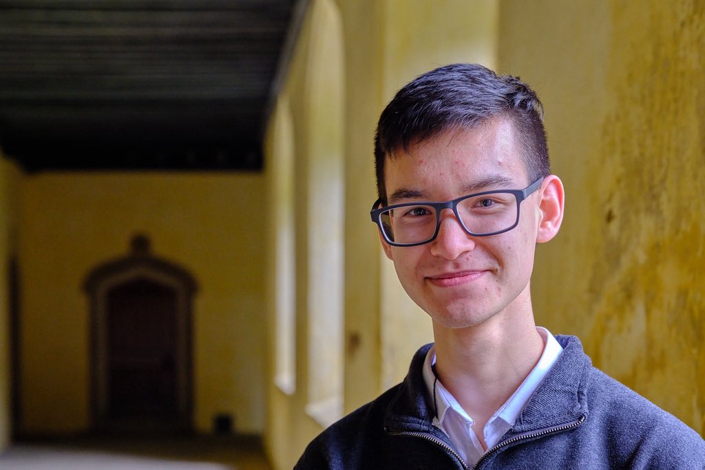 Magdalen College Choir tweet media