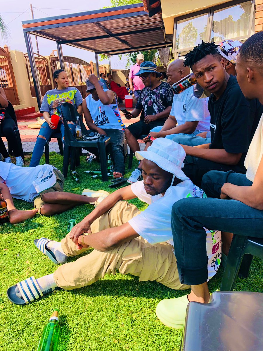 XtmMan's tweet image. La vidá☘️