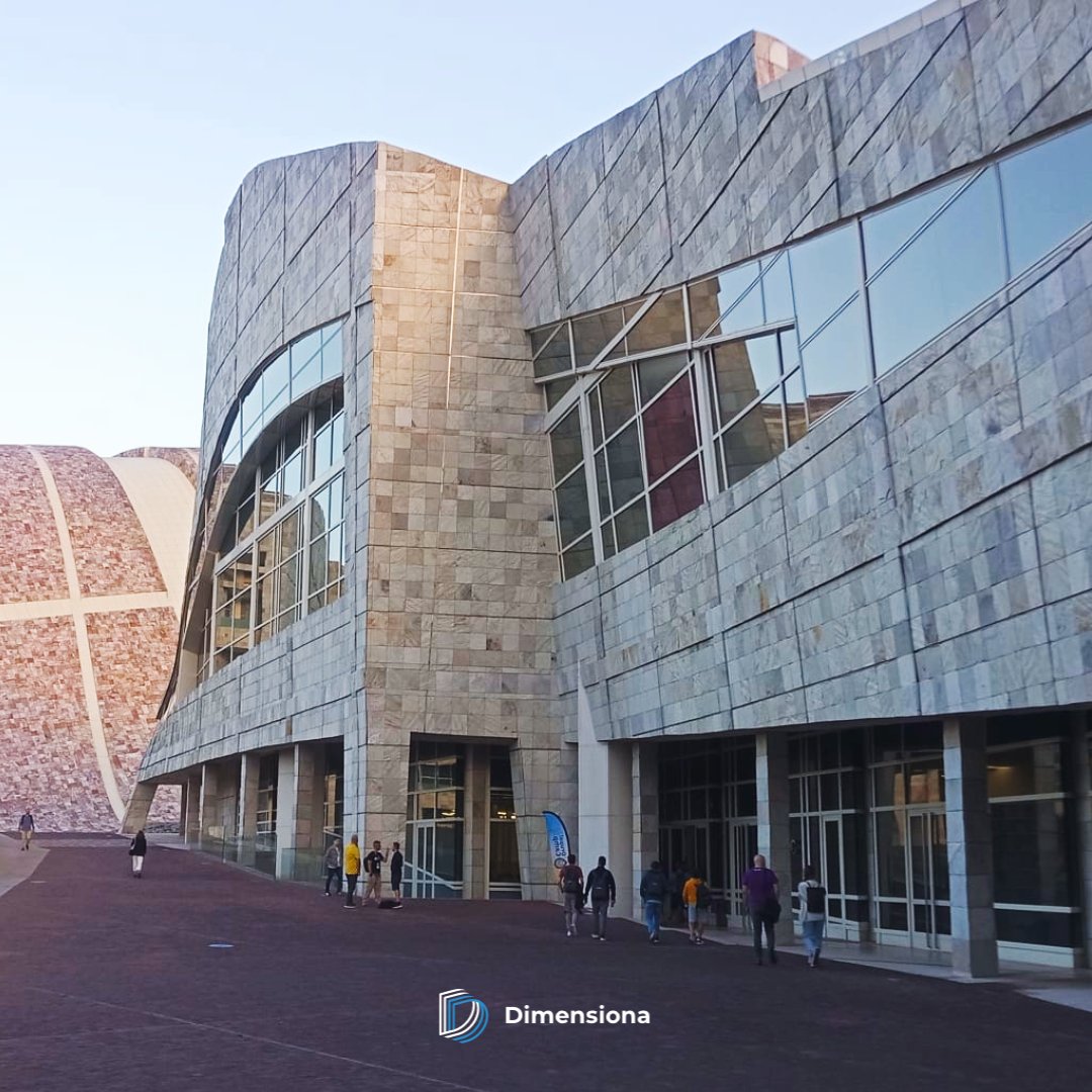 Dimensiona tweet media