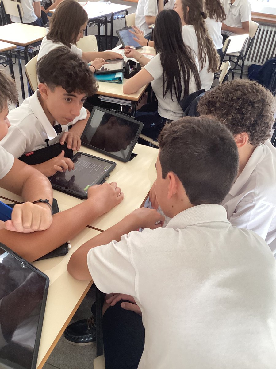 📚 Aprendemos juntos, crecemos juntos. Así vivimos este curso. 
#incondicional #ConsolaciónEduca #FamiliaConsolación #ConsolaciónFundaciónEducativa #trabajocooperativo