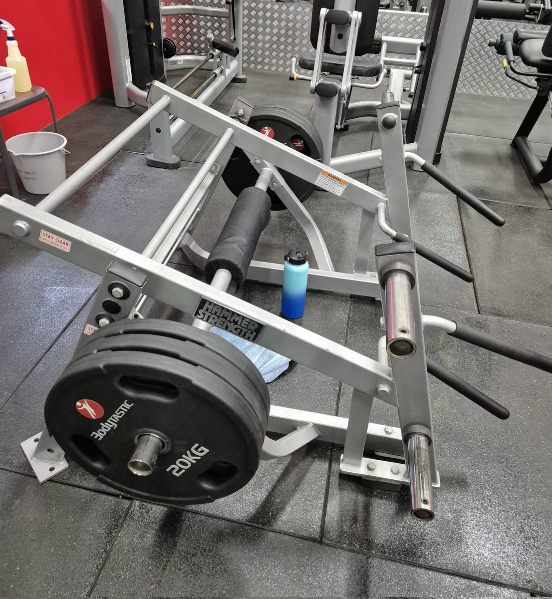 I was confused for too long why the Trap Machine felt so light with 6 plates...can you spot it? :)