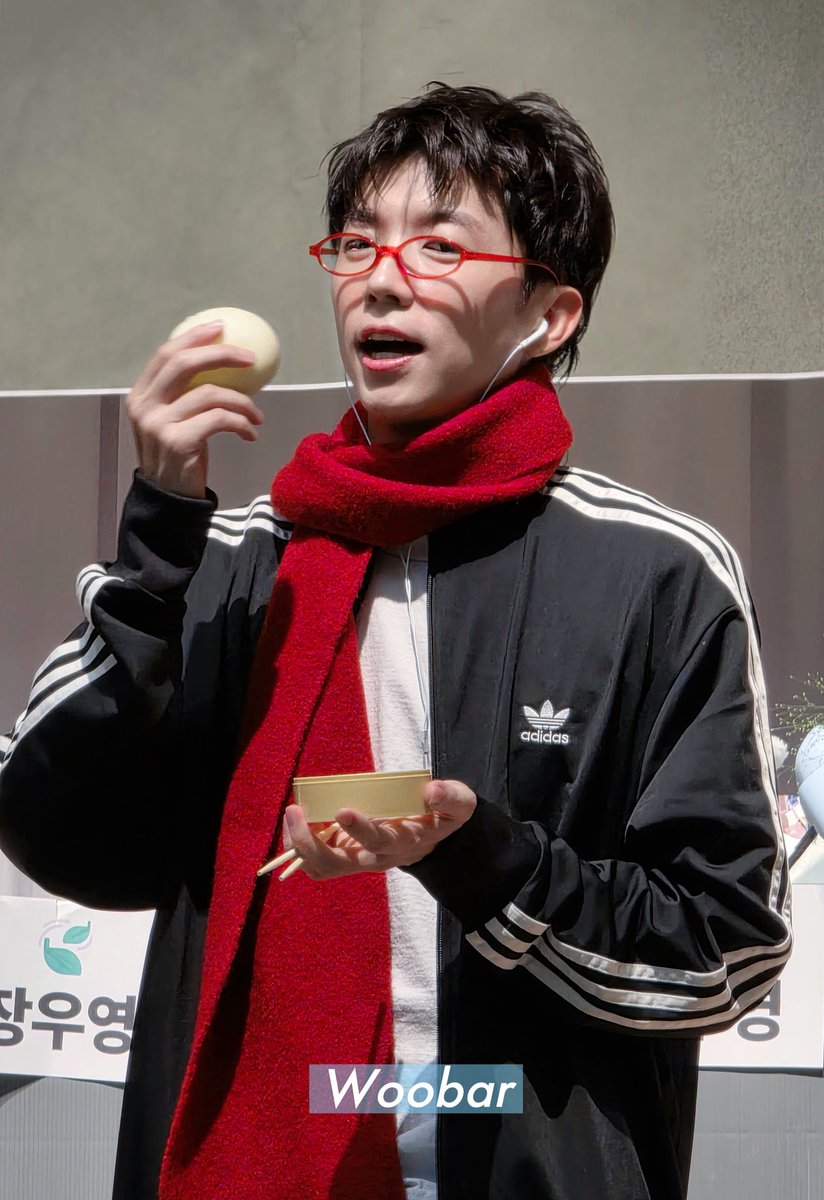 250921 Jang Wooyoung Musicplant fansign event #장우영 #Im_into #ウヨン #ThinkTooMuch #TTM #jangwooyoung