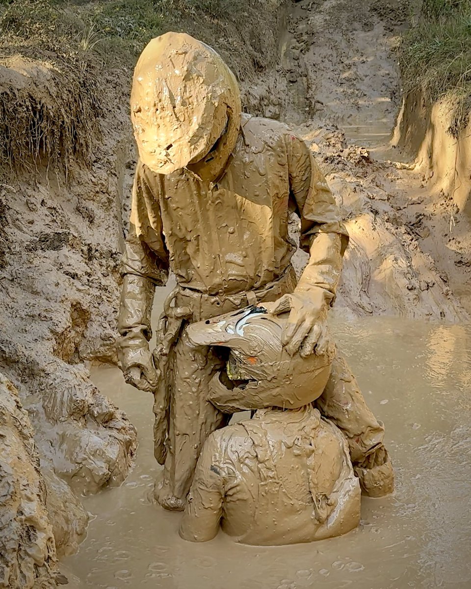 Booted Gear World tweet media