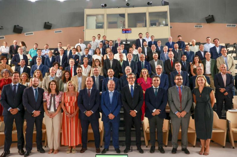 Cobre Las Cruces ha participado en el primer encuentro de la Gran Industria andaluza, organizado por <a href="/IndustriaAnd/">Consejería de Industria, Energía y Minas</a>, que ha convocado a más de 60 grandes empresas industriales de la comunidad.

elconciso.es/empresas/gran-…