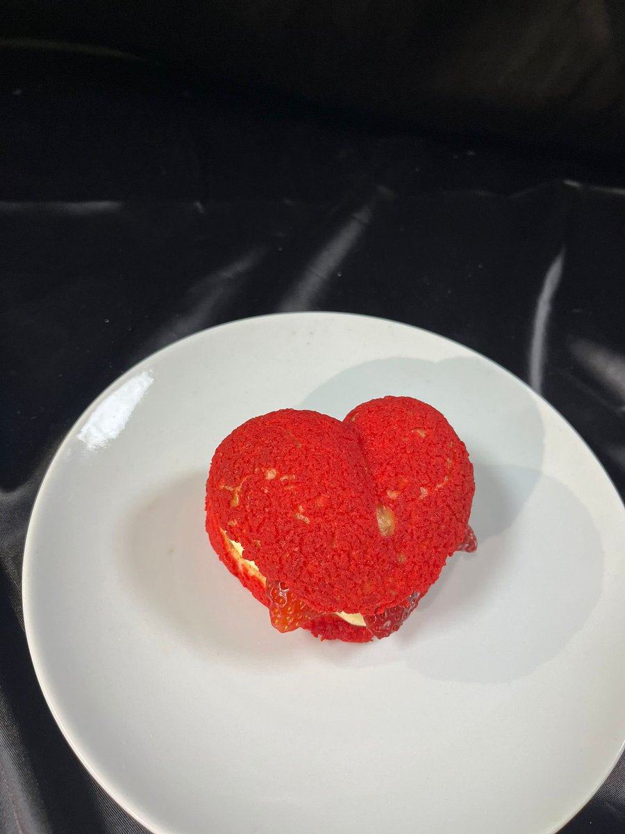 onun da krali yapildi yenildi ah ah şefiz diye kalbimiz yok saniyorlar