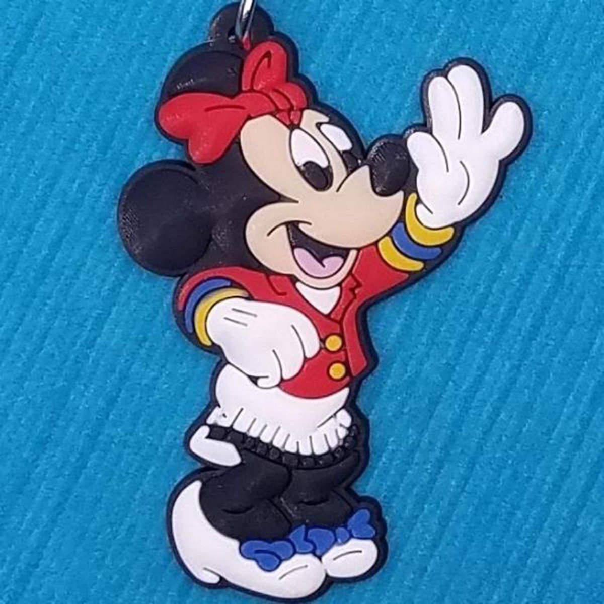 PixieDustedFun's tweet image. Unlock your Disney magic with our exclusive Captain Mickey &amp;amp; Minnie Keychain! Perfect for gifts, cruise memories, and as a unique DCL Fish Extender surprise. Get yours today! #DisneyCruise #KeychainCollector

Shop Now etsy.com/listing/726225…