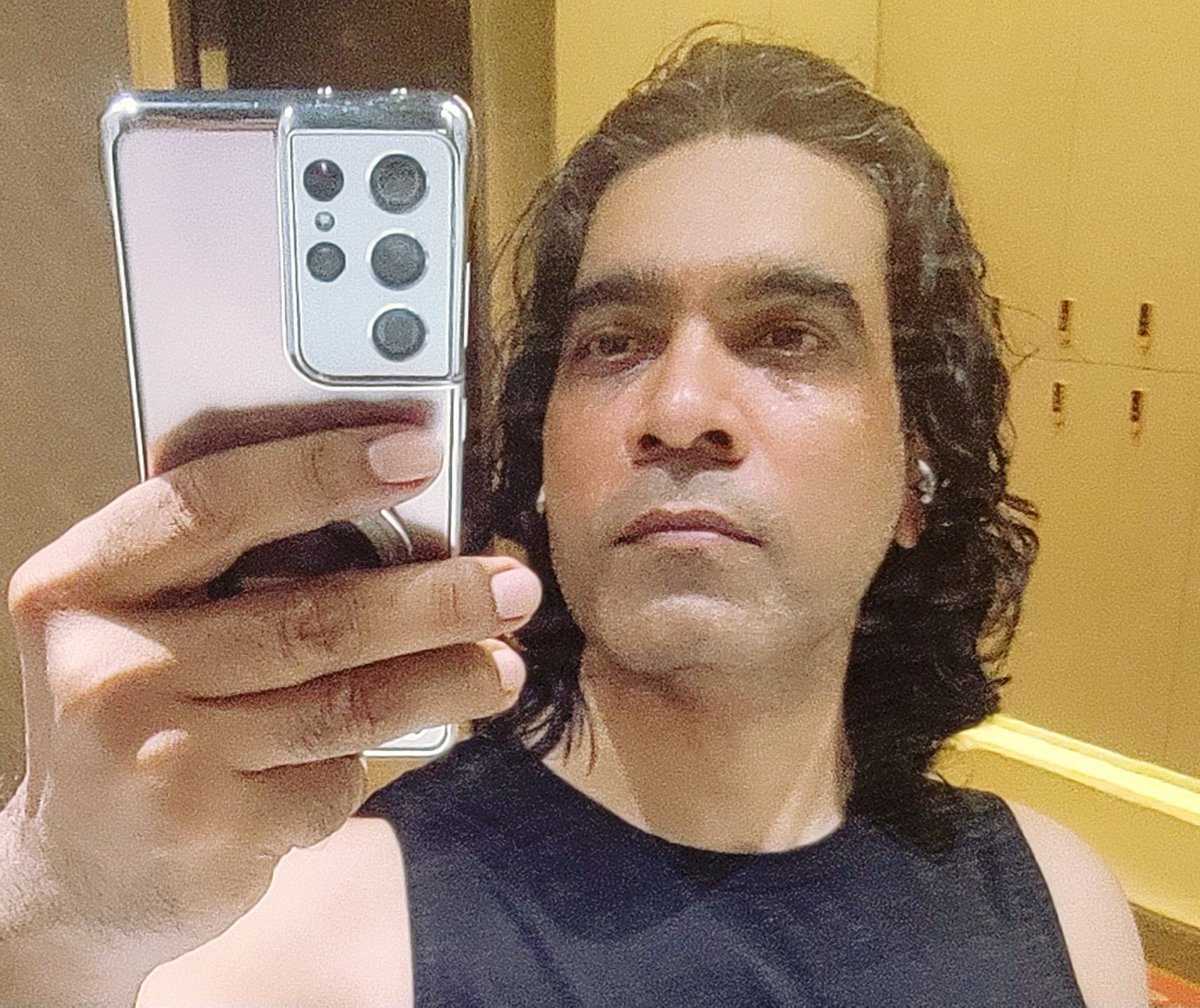 YadavDevendra83's tweet image. Workout🏋‍♂️ done. Feeling strong. 💪

#FitnessMotivation #Gymlife #Fitfam #SelfieTime #HealthyLiving