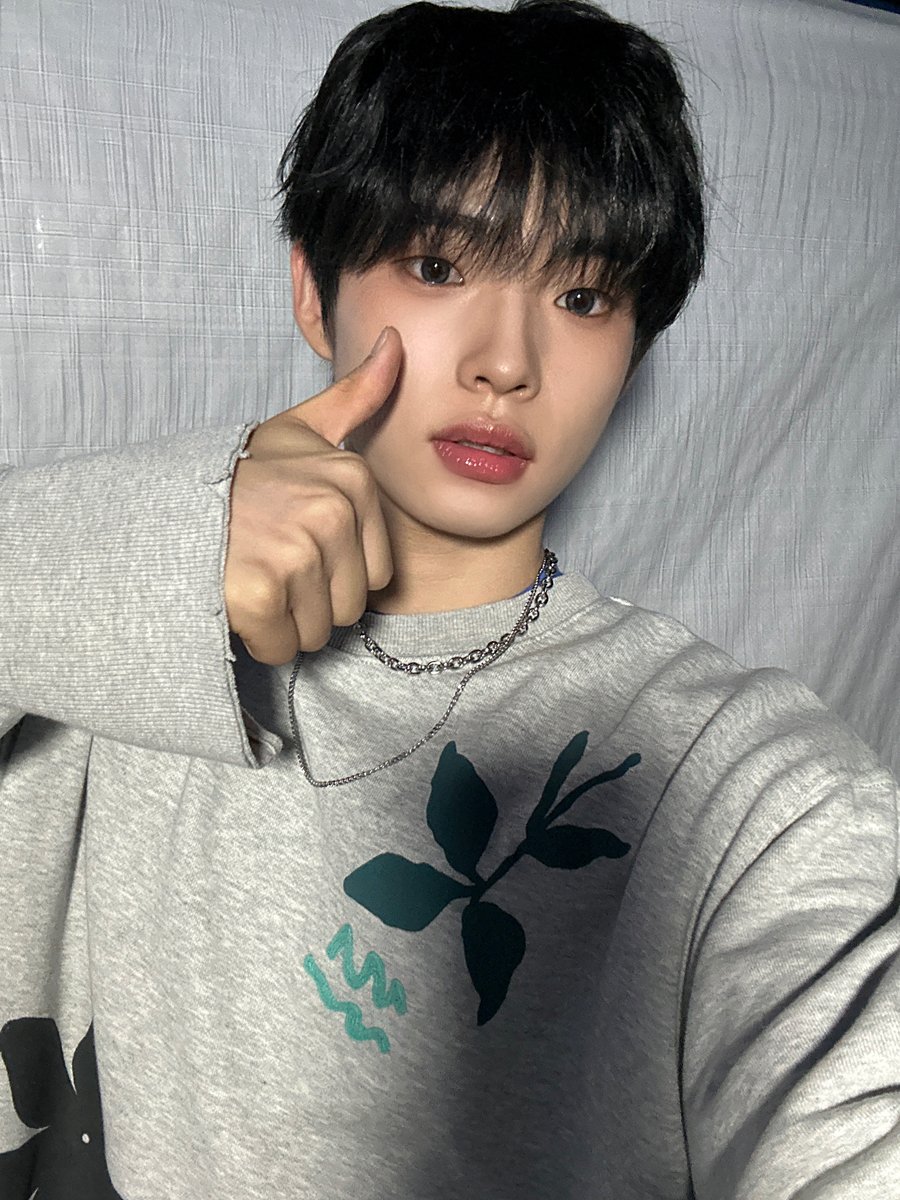 TIOT_NOW's tweet photo. [#예찬]
불타오른 우석대 축제!🔥 너무 너무 재밌었어요💕
컴백 하루 전 에너지 보충 완료!🔋

#신예찬 #SHINYECHAN
#TIOT #티아이오티 https://t.co/ilZteWsNiG