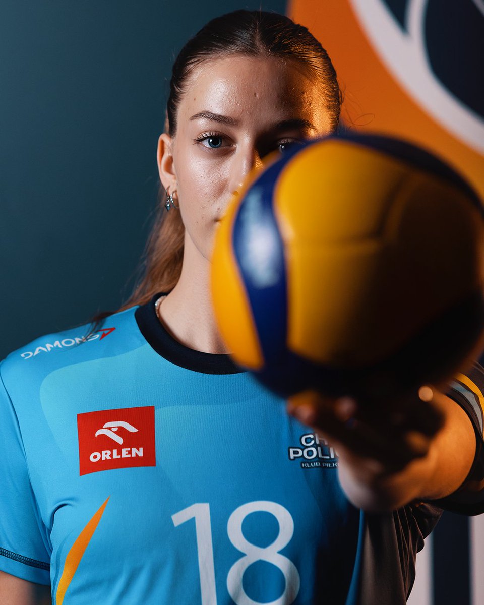 kpschemikpolice's tweet photo. Nowa umowa podpisana 🏐✍🏻 

@TeamORLEN  partnerem strategicznym Chemika na kolejny sezon 🤝🏻 

Miło nam poinformować, że jeden z kluczowych partnerów Chemik Business Club zostaje z nami na sezon 2025/26. 

+ https://t.co/Ns3SBB7vDr