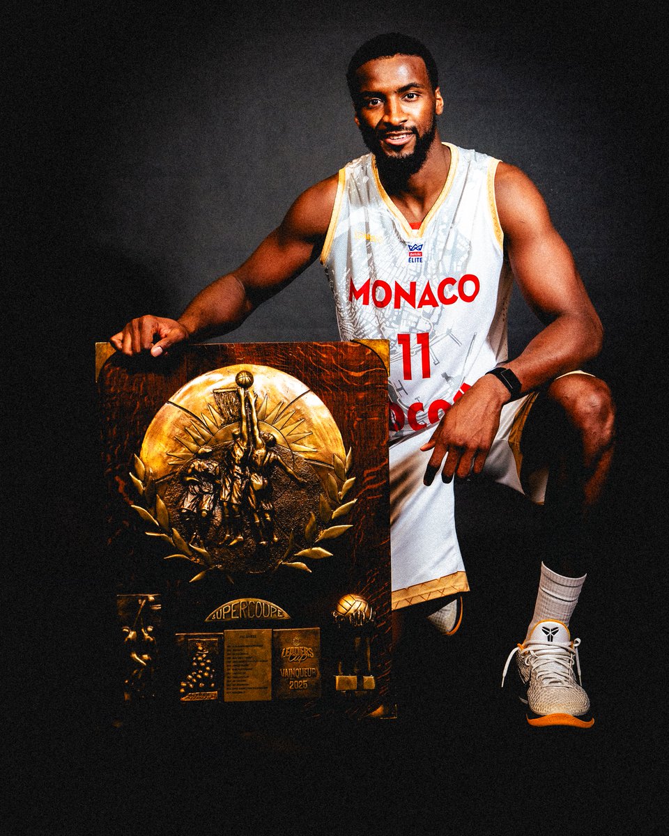 Pas là pour blaguer cette saison 👑

📸 Westcoo

#basketball #champion #supercoupe