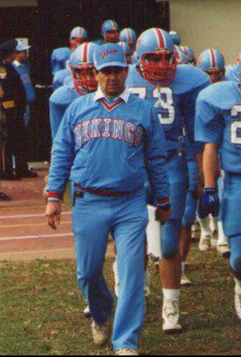 Brad Robbins (@coachbrobbins) on Twitter photo Our family lost our Super hero yesterday. I am so thankful I grew up on a sideline and got to watch him live out his dream creating so many memories  we will always share. He is the reason I coach and I’m grateful for him being a Great Dad and Man. Appreciate everyone reaching Our family lost our Super hero yesterday. I am so thankful I grew up on a sideline and got to watch him live out his dream creating so many memories  we will always share. He is the reason I coach and I’m grateful for him being a Great Dad and Man. Appreciate everyone reaching