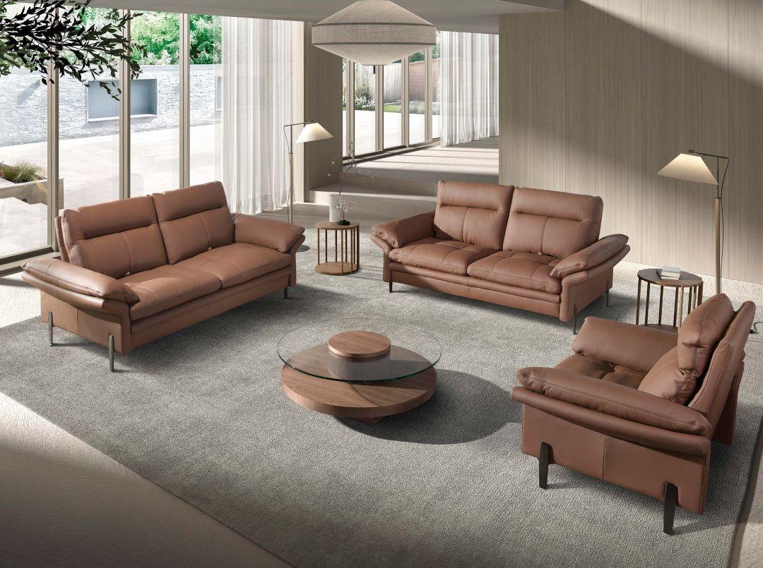 Intenseonline's tweet photo. Este sofá moderno combina conforto e estilo de forma perfeita, com um design intemporal, é a peça ideal para transformar a tua sala num espaço mais acolhedor e sofisticado.✨

Sofá / Sofa Hallon
https://t.co/DQMhrRIKAd

#sofa
#saladeestar
#fyp
#intensemobiliario https://t.co/EwlLboYY1Z