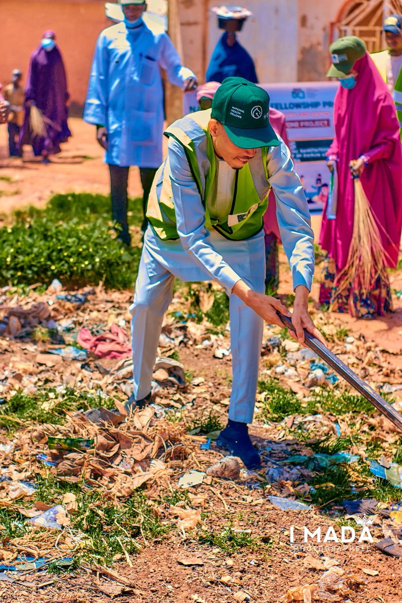 HaliluDabai's tweet photo. I'm Ahmad Halilu National Health fellows serving in Danja local government, Katsina State. I successful conducted community -led Environmental Sanitation as my Capstone project.
We rise awareness on important of environmental hygiene practices.
#nationalhealthfellow
#swapng https://t.co/HTlqPfJYEh