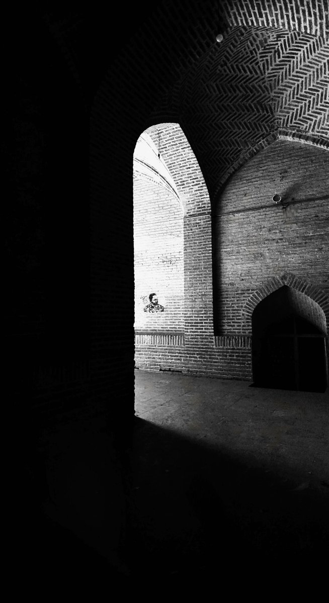 amnftartist's tweet photo. @MadeCommunity1 Hi #MadeCommunity
" Freedom Square "
10 edition
7 xtz
" Shadow in the dark "
9/10 edition
7 xtz
" Alone as always "
2/3 edition
10 xtz
Link
https://t.co/HgnwfCFN5Y
Tg : @javad_rostami_a @__aillyy__ https://t.co/uQwddbmBdd