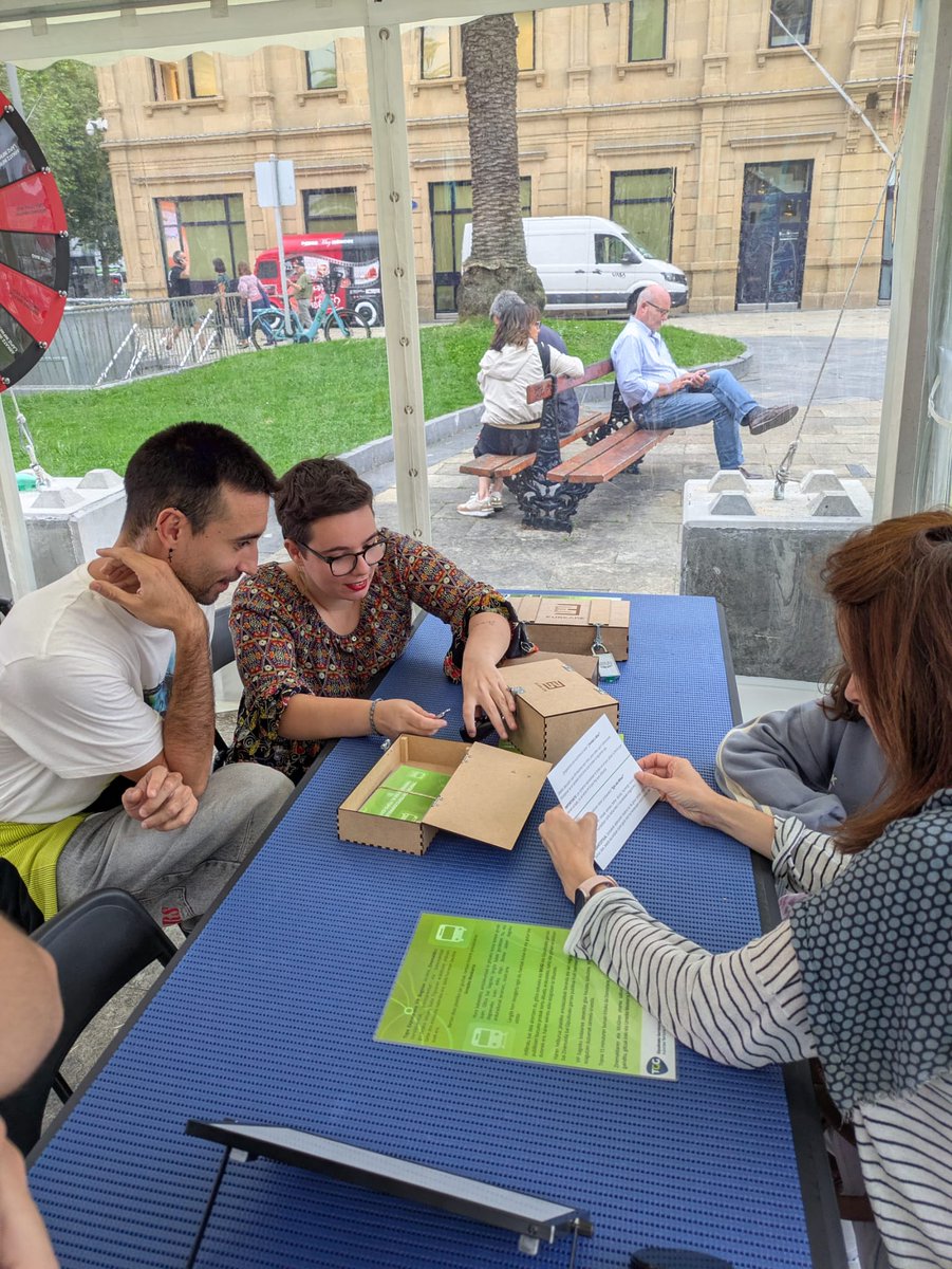 MUGI sistema tweet media