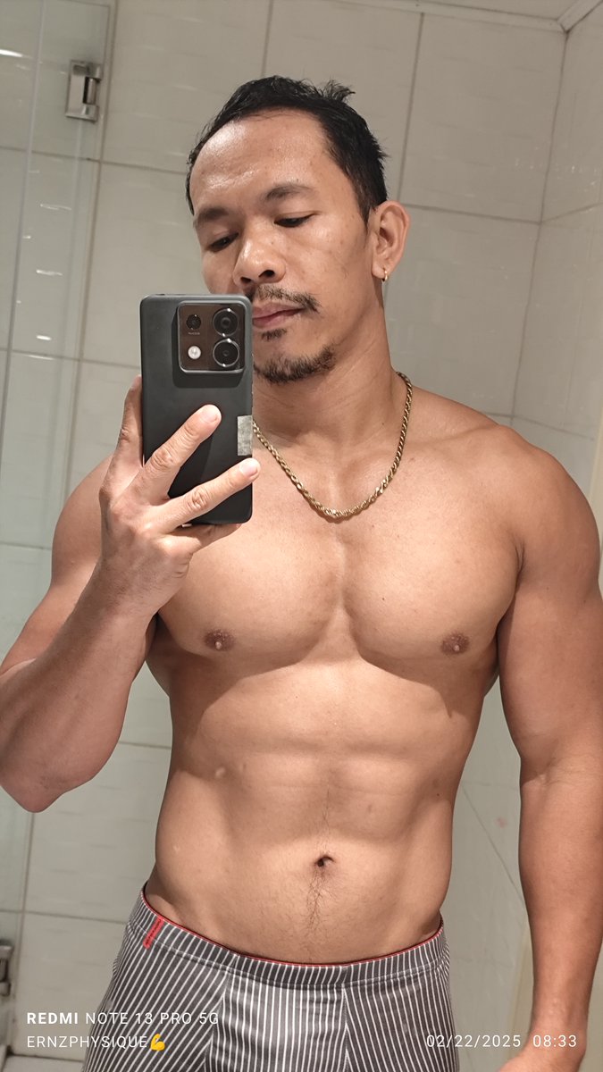 byahenikulot's tweet photo. Save time ⏱️, save money 💸, and boost your health —all with one hack: meal prep!  No more fast food—cook your way to a healthier you.

Top 3 reasons why meal prep = life upgrade

#mealprepph #tipidtips #healthylifestyle #foodhacks

Tag a friend who needs this &amp; follow for more! https://t.co/ACPdj6153R
