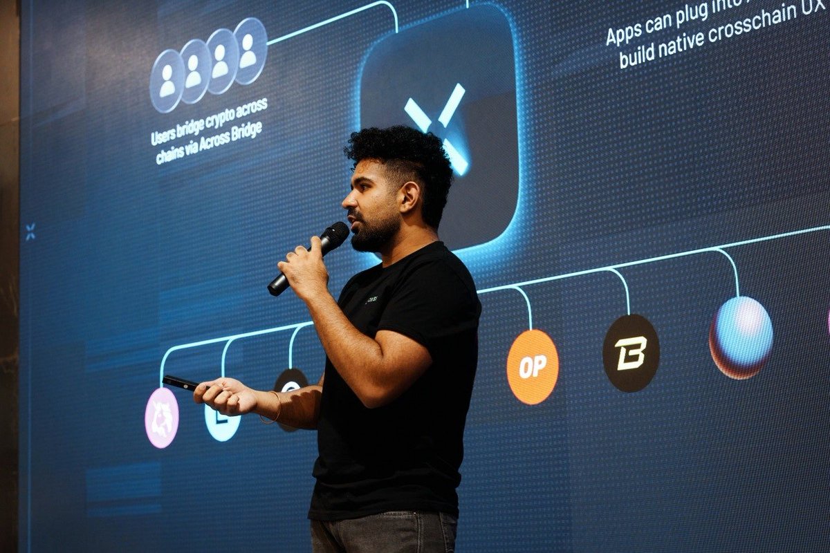 SynFuturesDefi's tweet image. the man in action! ty for coming to brunch @KanishkKhurana_ and preaching about @AcrossProtocol