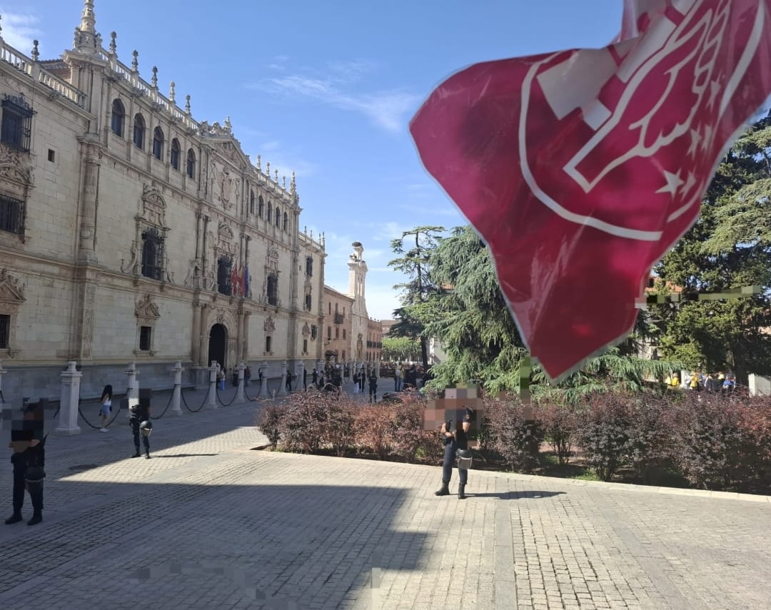 📢UNIVERSIDAD PÚBLICA📢

UGT EN DEFENSA DE LA UNIVERSIDAD PÚBLICA, DE CALIDAD Y DEMOCRÁTICA.

ASEGUREMOS SU FINANCIACIÓN PARA LA SOSTENIBILIDAD DE NUESTRA UNIVERSIDAD.