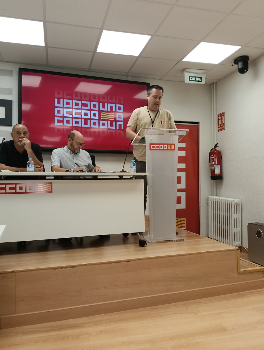 CCOO Industria Aragón, hace las aportaciones al informe general de <a href="/CCOOAragon/">Comisiones Obreras Aragón</a>  poniendo el foco en los accidentes laborales, la migración y las modalidades de contratación