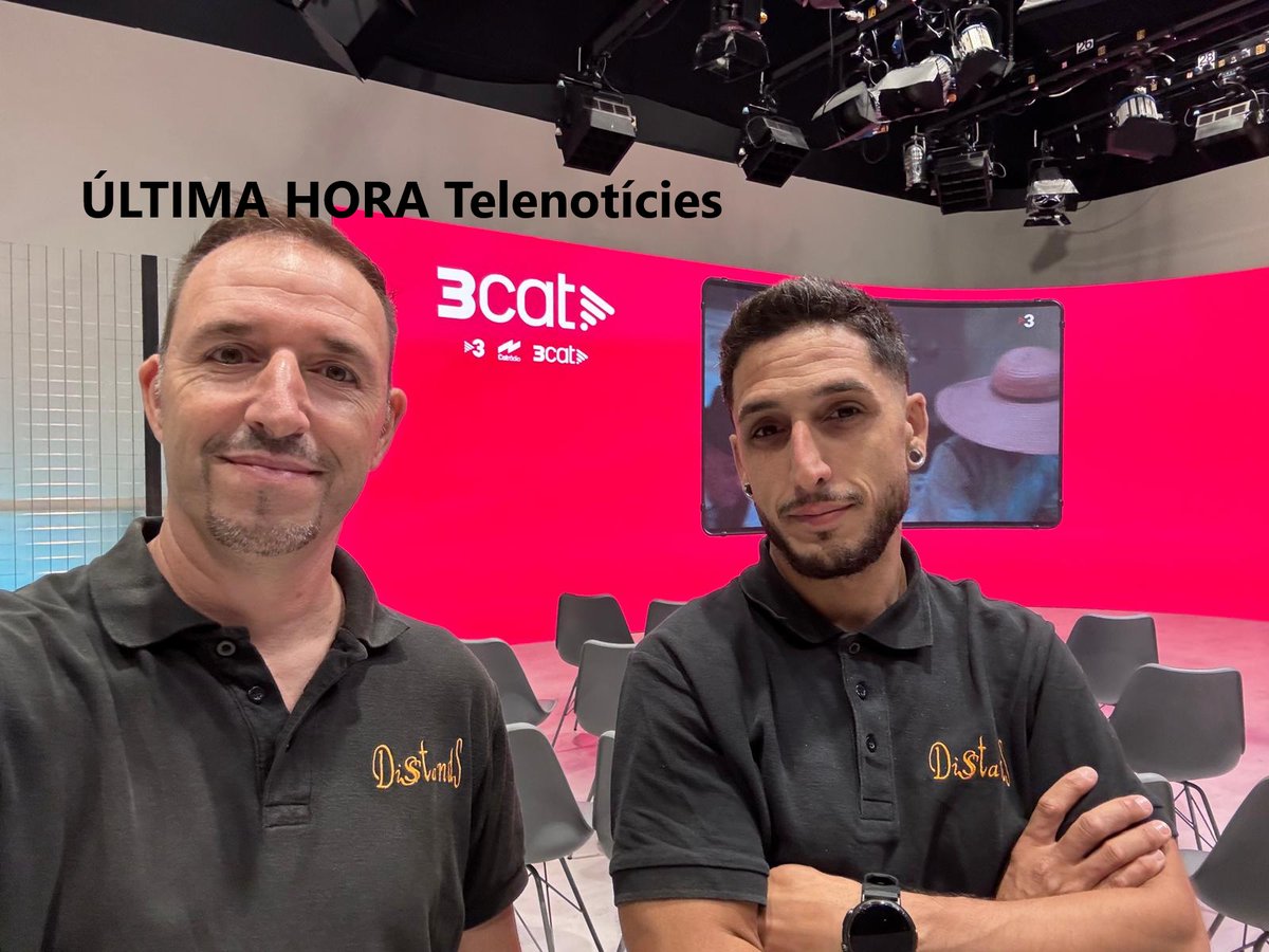 Disstands's tweet photo. Plató TV - Grandes Empresas Confían en Nosotros https://t.co/0jIe6FQaQn a través de @YouTube https://t.co/65LA0q9jLh
