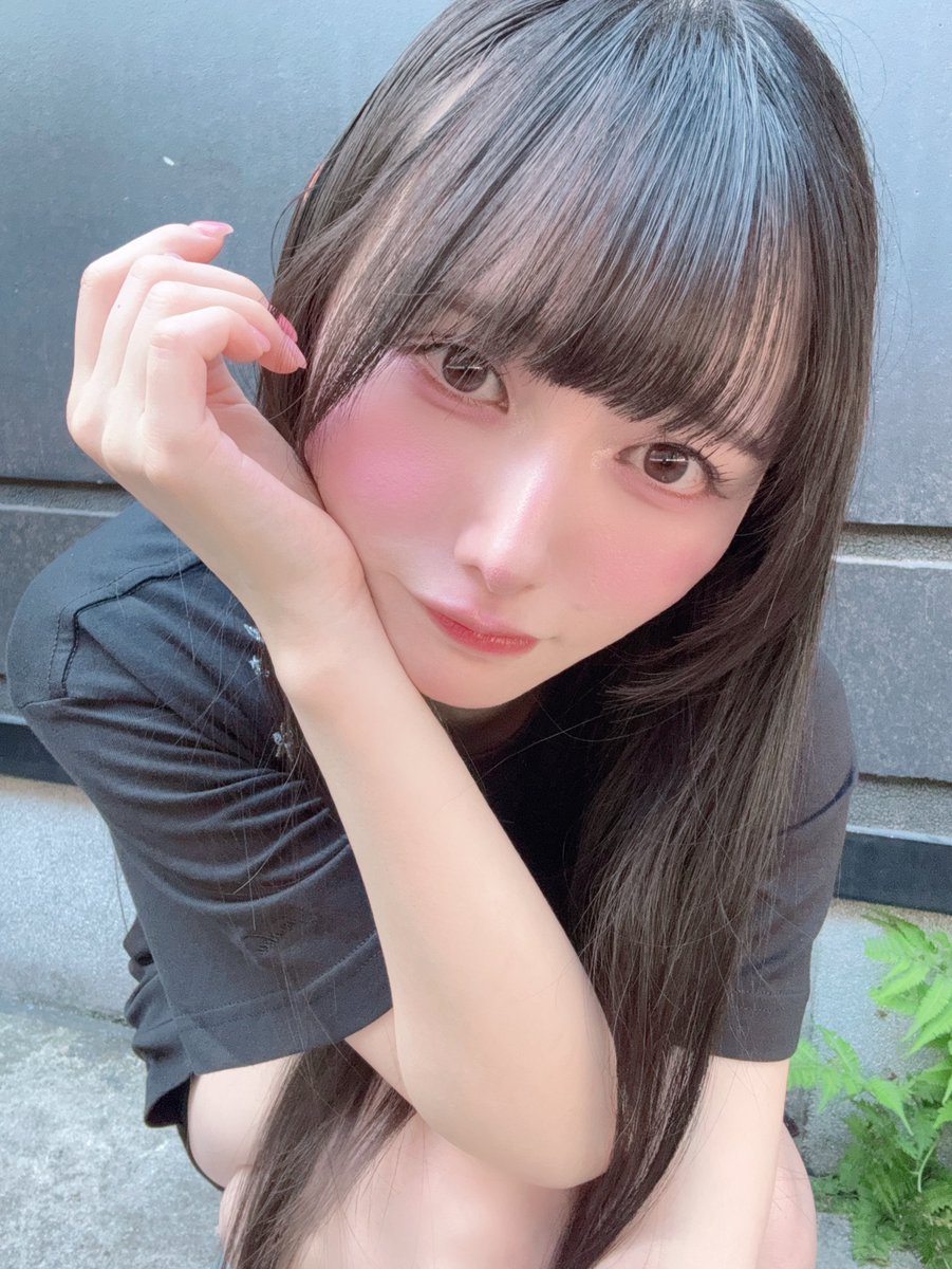 死ぬほど可愛い上目遣い